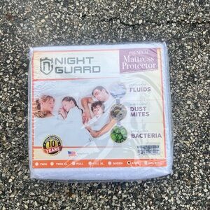 Night Guard Premium White Mattress Protector FULL Size